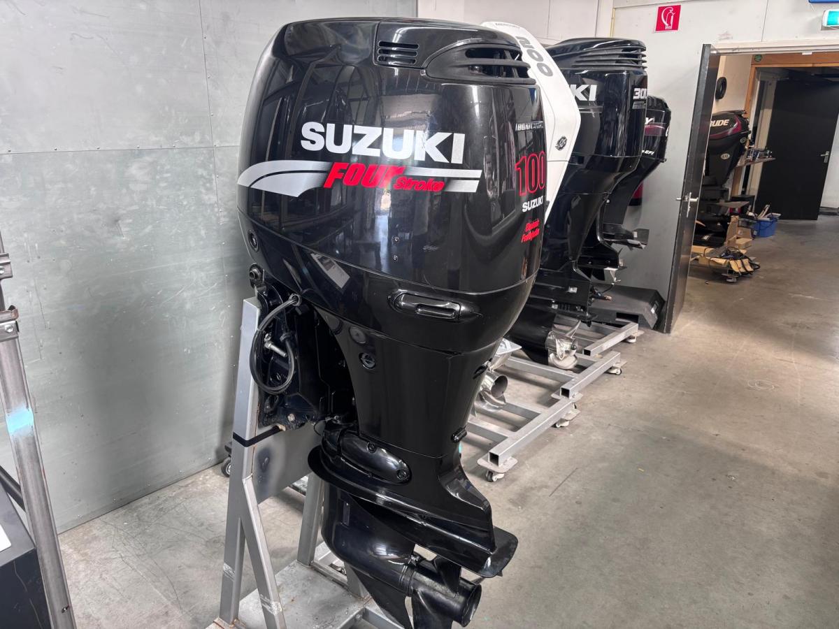 Suzuki DF100 zu verkaufen