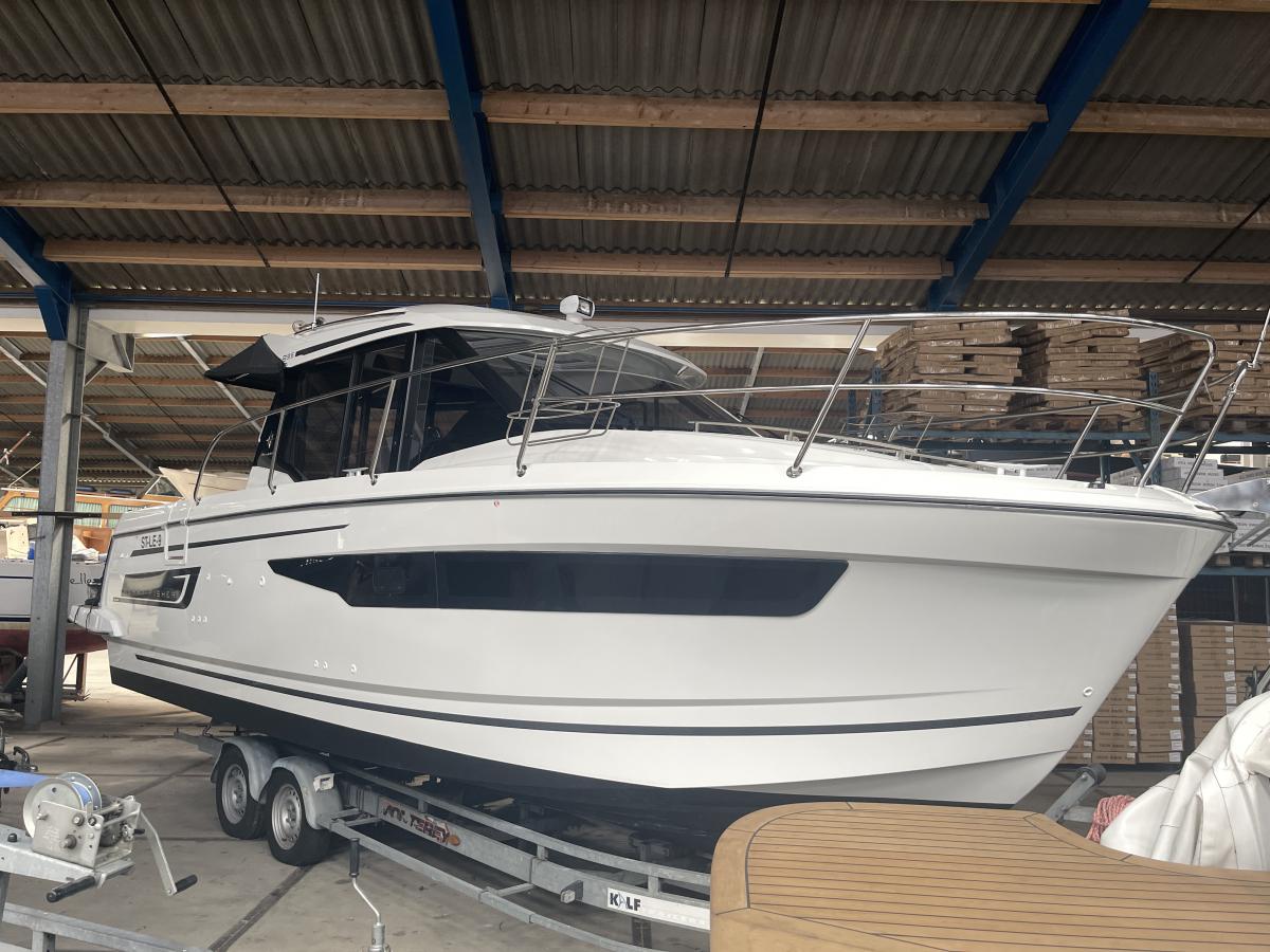 Jeanneau Merry Fisher 895 is Sold   
