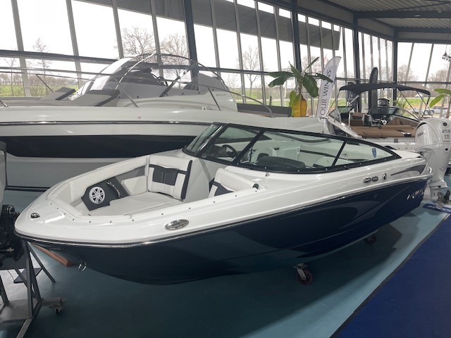 Monterey M 20 Te koop