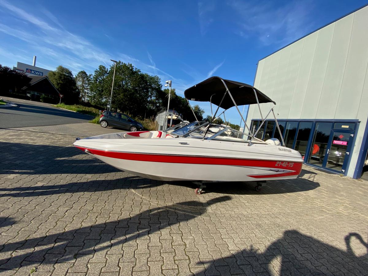 Glastron  GT 180 Bowrider  Te koop