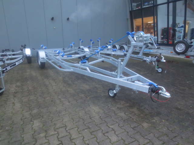 Vlemmix E 1800kg (direct leverbaar) Te koop
