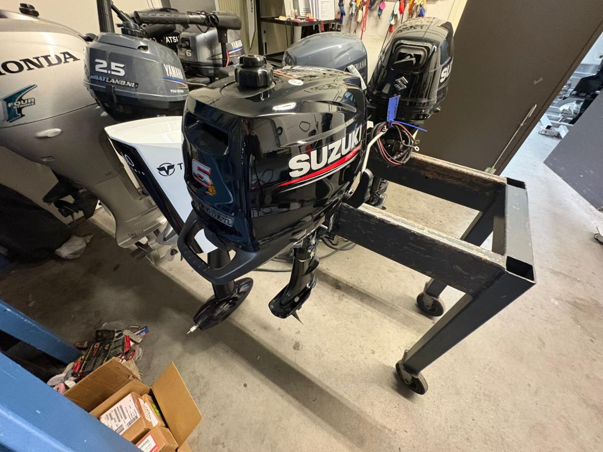 Suzuki DF6AS For sale