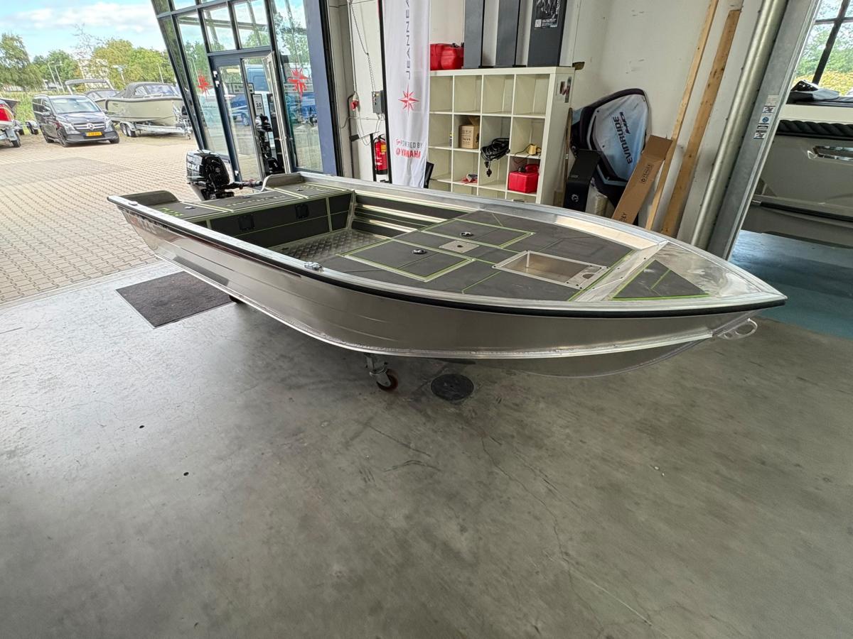 Kerman M428 met demo Suzuki motor uit 2023 For sale