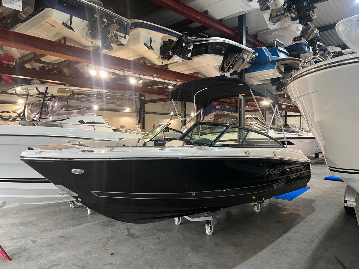 Monterey 218 Super Sport bowrider   Te koop