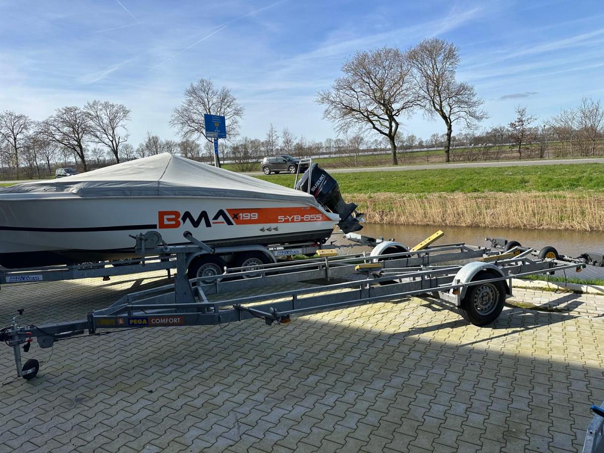 Pega Boottrailer ZB 1800 700 zu verkaufen