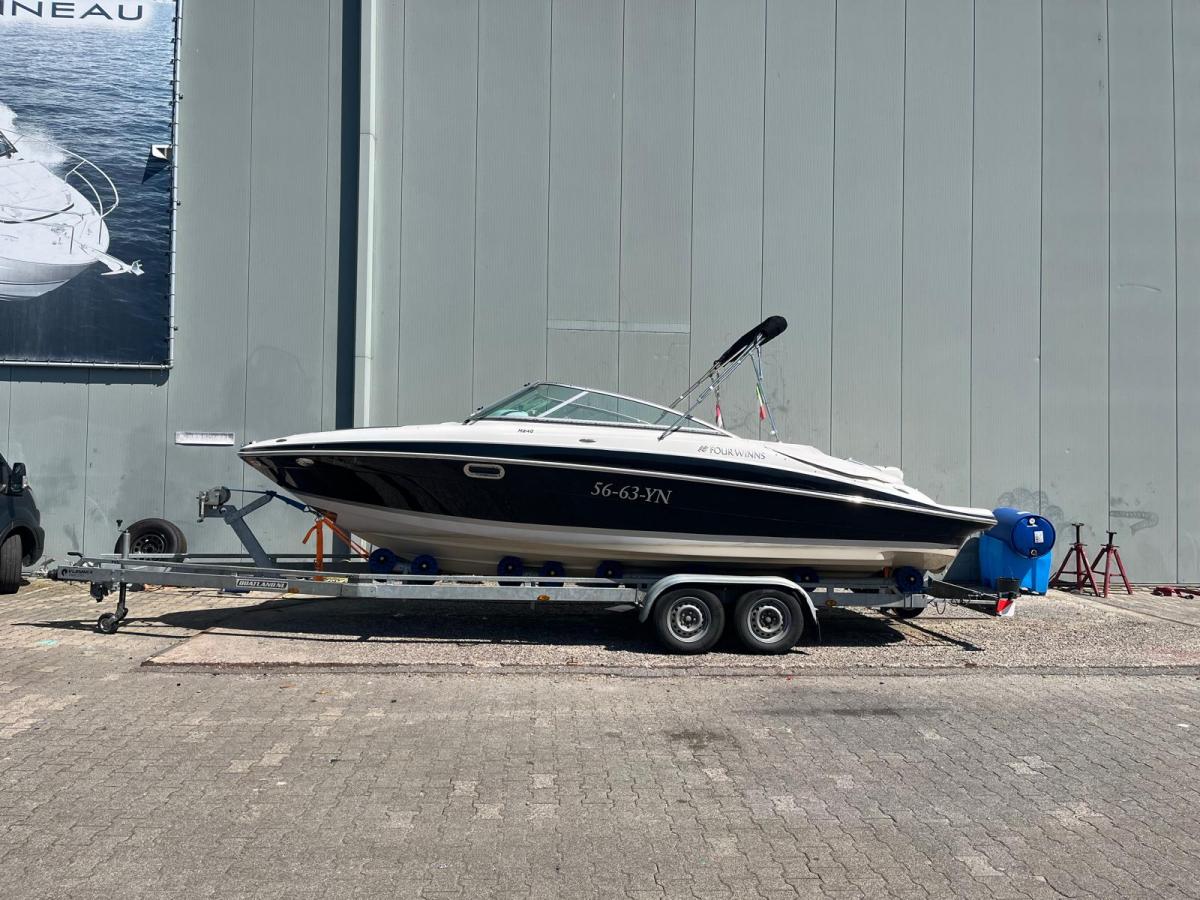 Four Winns  H-240 Bowrider Te koop