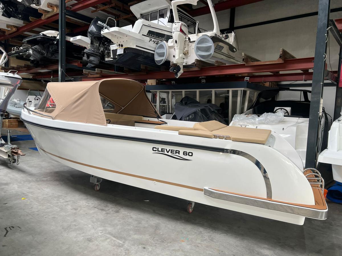 Clever 60 Tender For sale