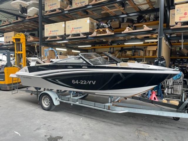 Glastron = Sold  GT 185 Bowrider 