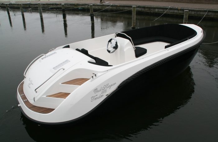 Oud Huijzer 578 Tender For sale