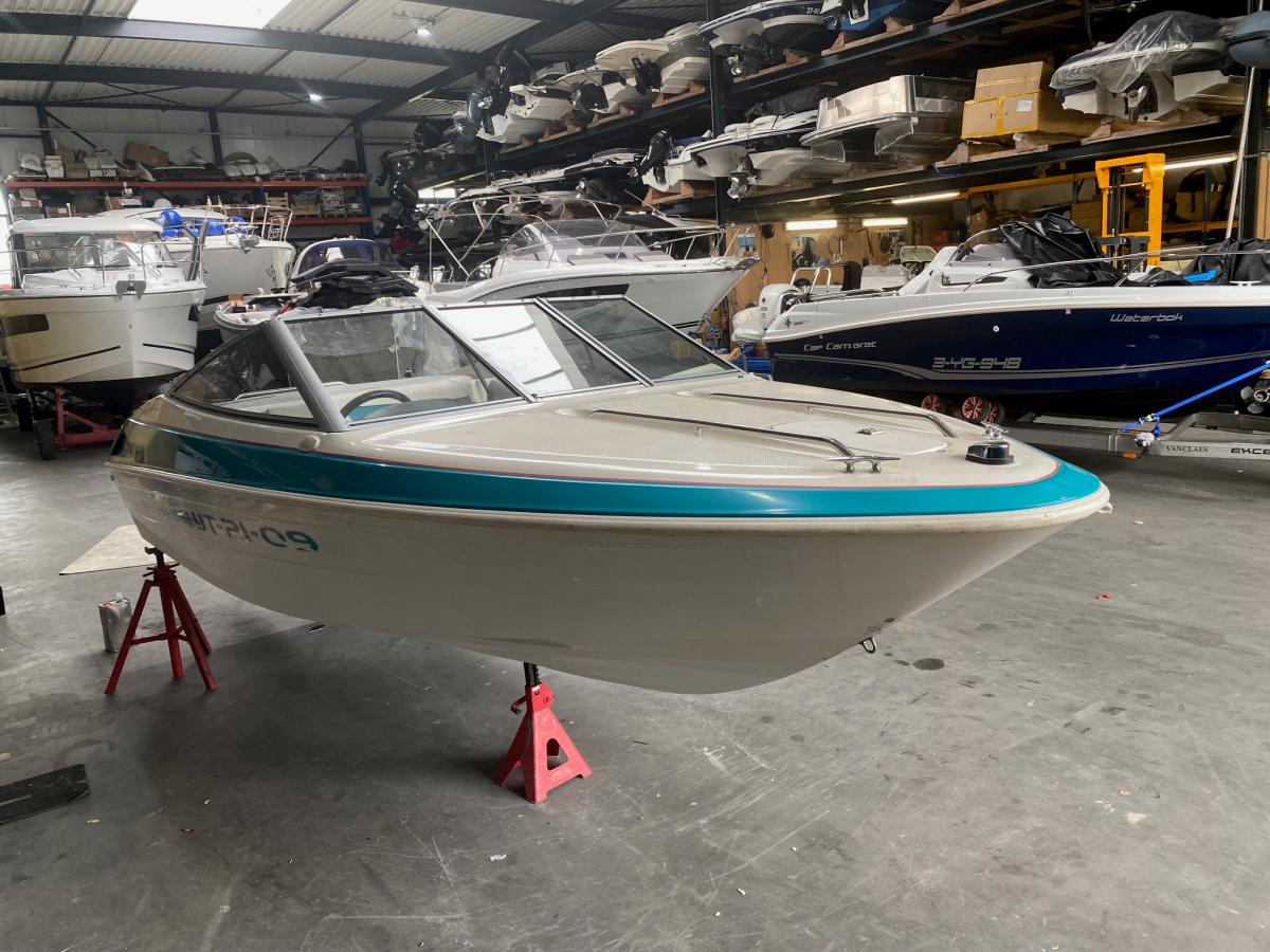 Bayliner   1851 Sport Closed Deck  Te koop