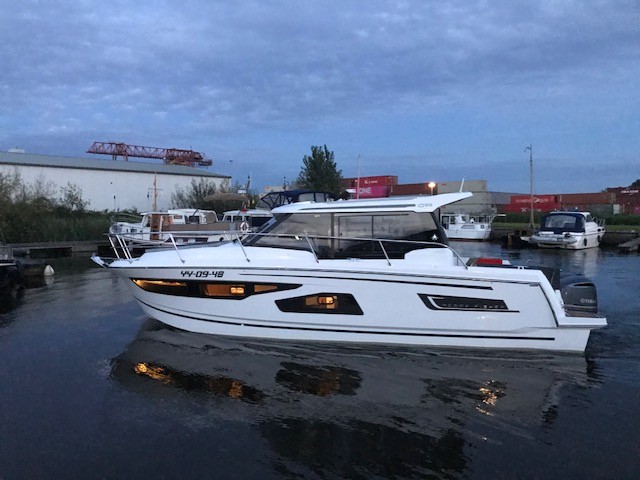 Jeanneau  Merry Fisher 1095  For sale