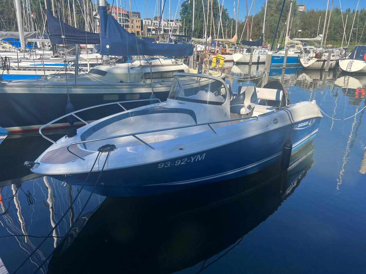 Quicksilver  600 Commander = SOLD  