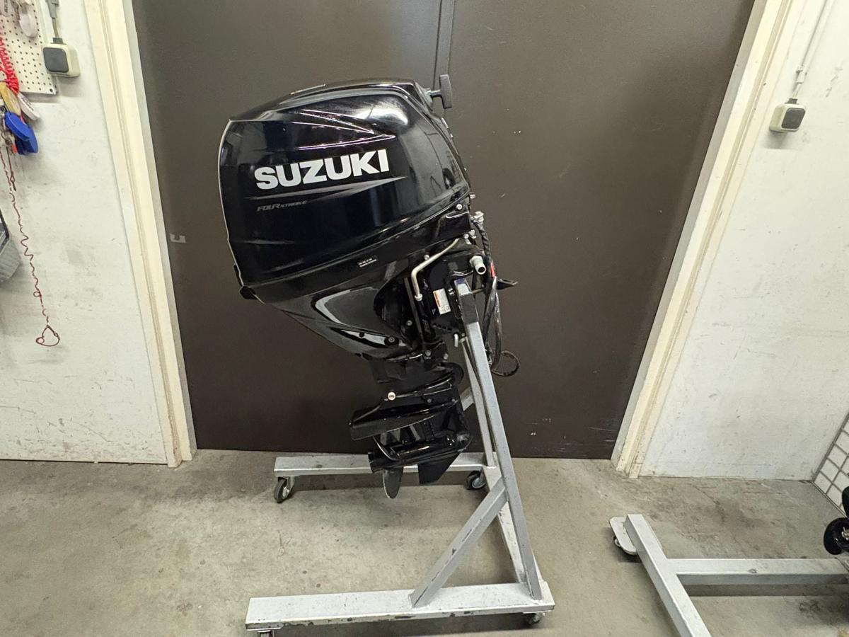 Suzuki DF30AS EFI verkauft
