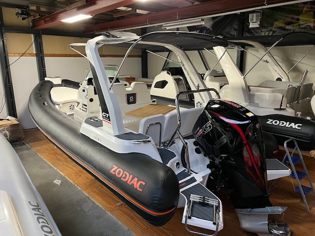 Zodiac Medline 7.5 GT For sale