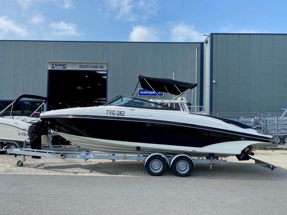 RINKER  Captiva 246 = SOLD! 